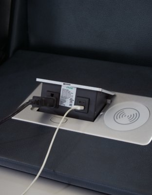 Fyne-Dyme Power Reclining Sofa - Image 11