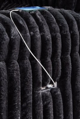 Higgesbee Reclining Loveseat with Console - Image 7