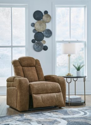 Wolfridge Power Reclining Sofa, Loveseat and Recliner - Image 13