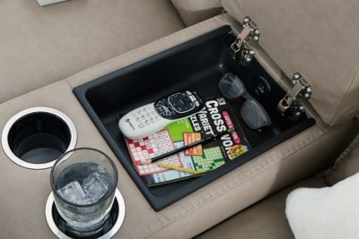 Lavenhorne Reclining Loveseat with Console - Image 8