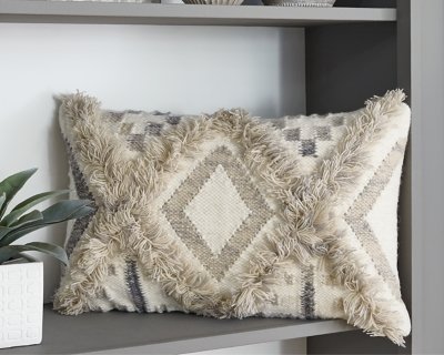 Liviah Pillow (Set of 4) - Image 3
