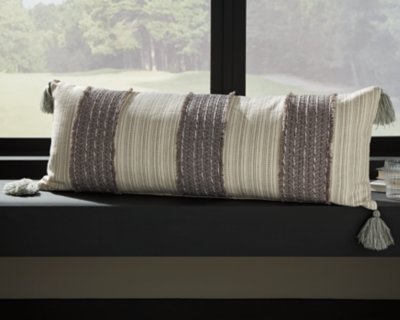 Linwood Pillow - Image 3