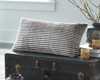 Metea Pillow - Image 3