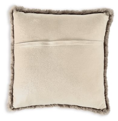 Gariland Pillow (Set of 4) - Image 5