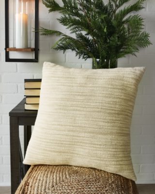 Budrey Pillow - Image 3