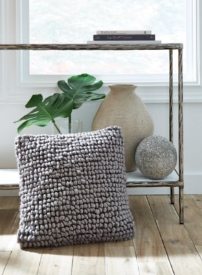 Aavie Pillow - Image 3