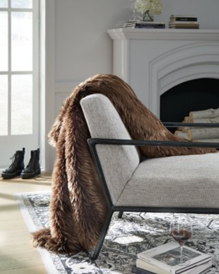 Bellethrone Throw - Image 3
