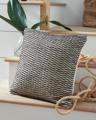 Bertin Pillow - Image 3