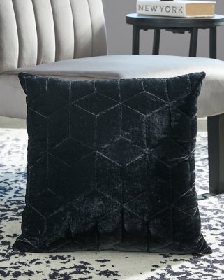 Darleigh Pillow - Image 3