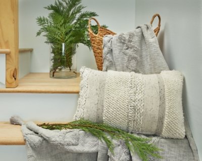 Standon Pillow (Set of 4) - Image 3