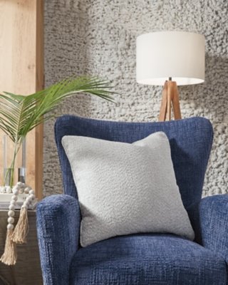 Aidton Next-Gen Nuvella Pillow - Image 3