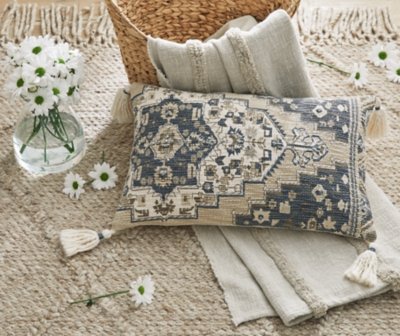 Winbury Pillow (Set of 4) - Image 3