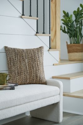 Jayner Pillow - Image 3