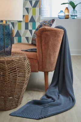 Gayelery Throw (Set of 3) - Image 3