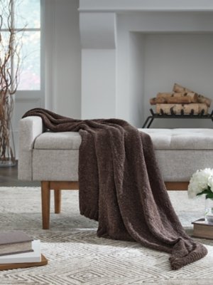 Anawood Throw - Image 3