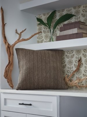 Landcher Pillow - Image 3