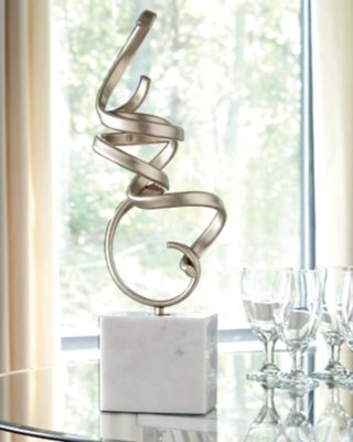 Pallaton Sculpture - Image 3