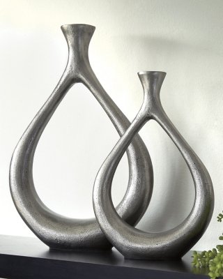 Dimaia Vase (Set of 2) - Image 3