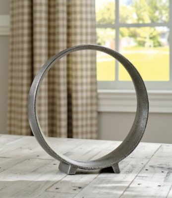 Ryandale Sculpture - Image 3