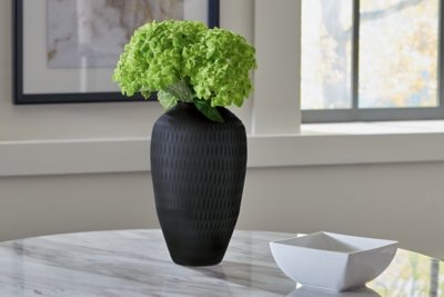 Etney Vase - Image 3
