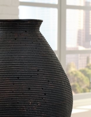 Hannela Vase - Image 4