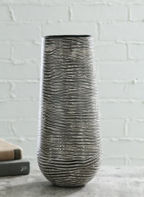Fynn Vase - Image 3