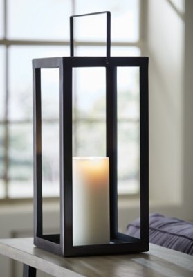 Briana Lantern - Image 3