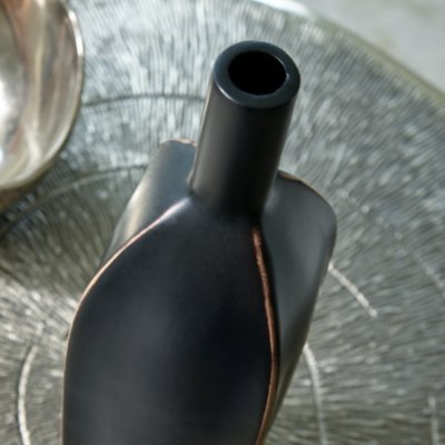 Rhaveney Vase - Image 5