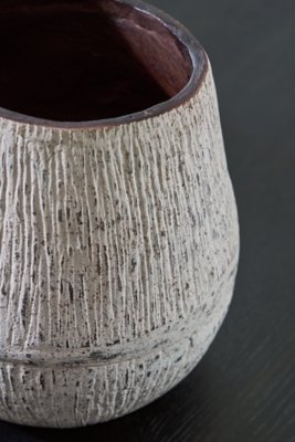 Claymount Vase - Image 4