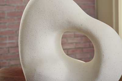 Arthrow Sculpture - Image 5