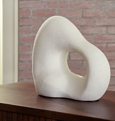 Arthrow Sculpture - Image 3