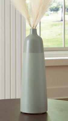 Peerland Vase - Image 3