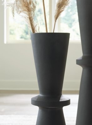 Collisten Vase - Image 4