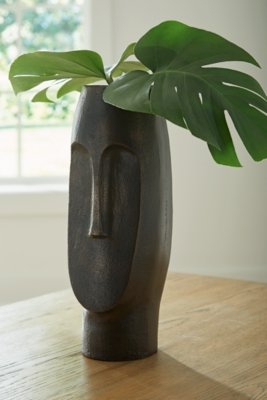 Elanman Vase - Image 3