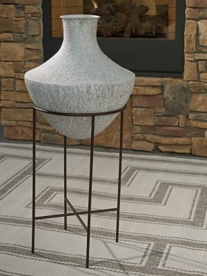 Estonbank Vase - Image 3