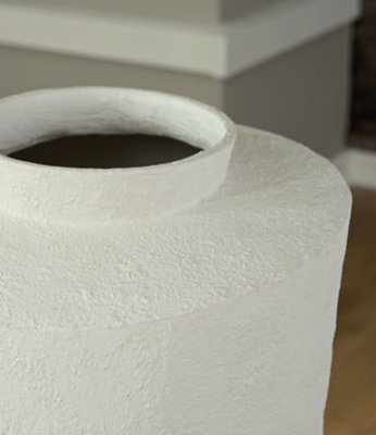 Flurinworth Vase - Image 5