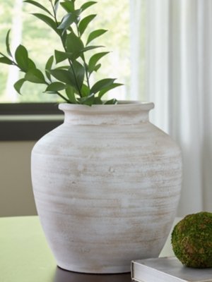 Meadie Vase - Image 3