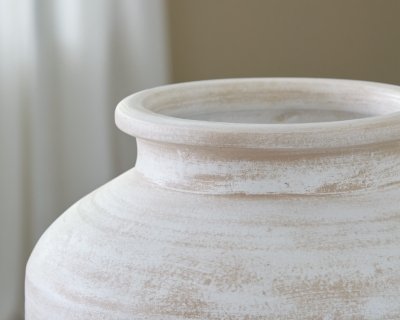 Meadie Vase - Image 5