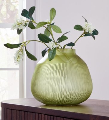 Scottyard Vase - Image 3