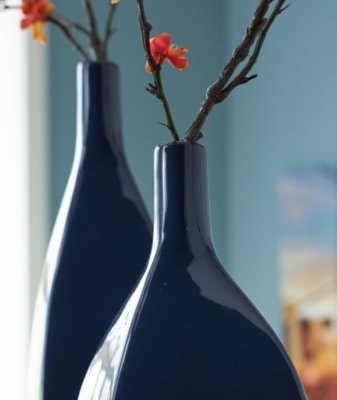 Abtinson Vase - Image 4