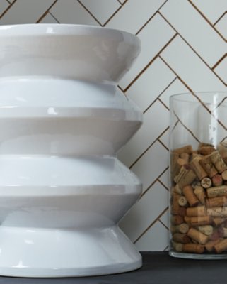 Lakiness Stool - Image 4