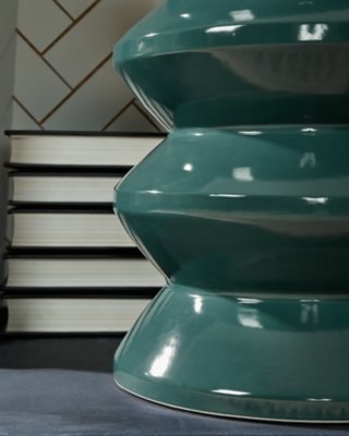 Lakiness Stool - Image 4