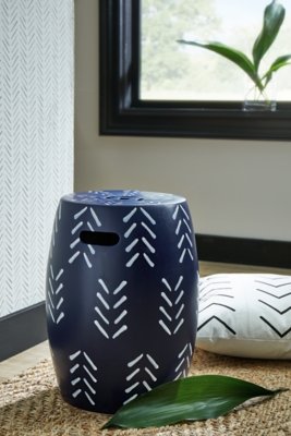 Genemore Stool - Image 3