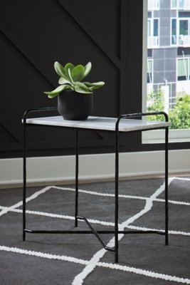 Ashber Accent Table - Image 3