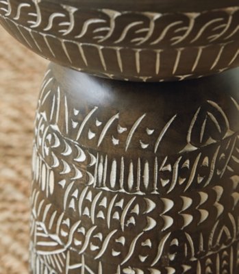 Hadcher Accent Table - Image 6