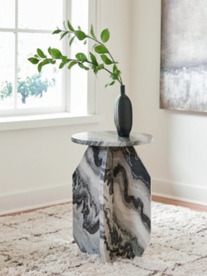 Wrenlane Accent Table - Image 3