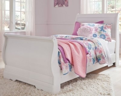 Anarasia Twin Sleigh Bed and Chest - Image 6