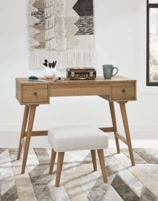 Thadamere Vanity with Stool - Image 3