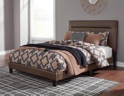 Adelloni Queen Upholstered Bed - Image 7