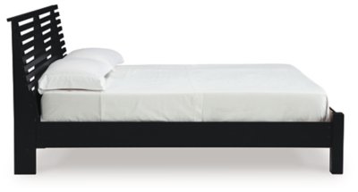 Danziar Full Slat Panel Bed - Image 5